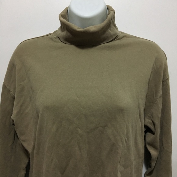 Eddie Bauer Tops - EUC Eddie Bauer Women's Medium Green Turtleneck